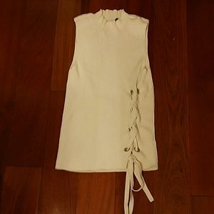 Express. NWOT. Black or White. Thick. mock neck